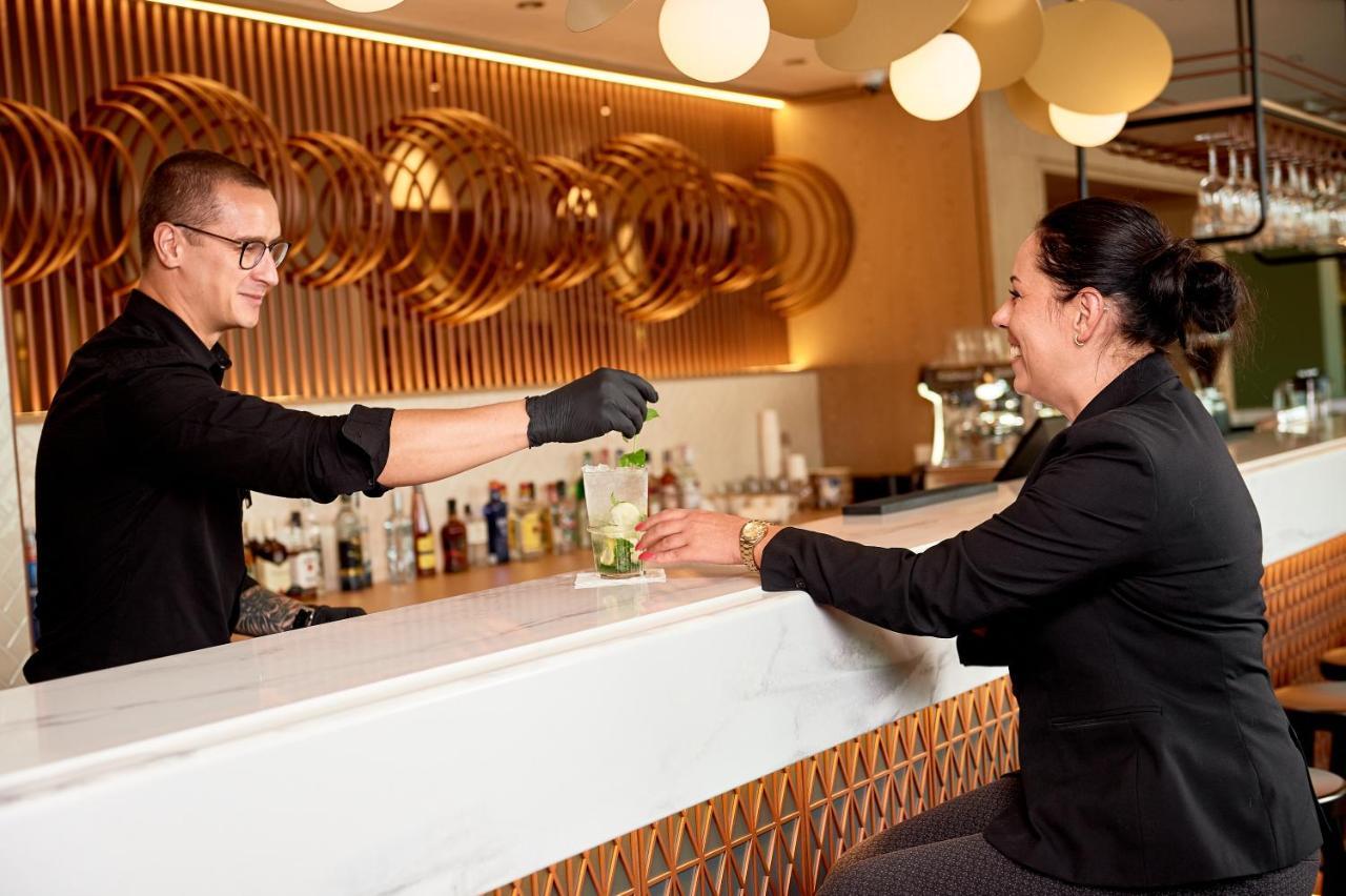 Sound Garden Airport Hotel 3*