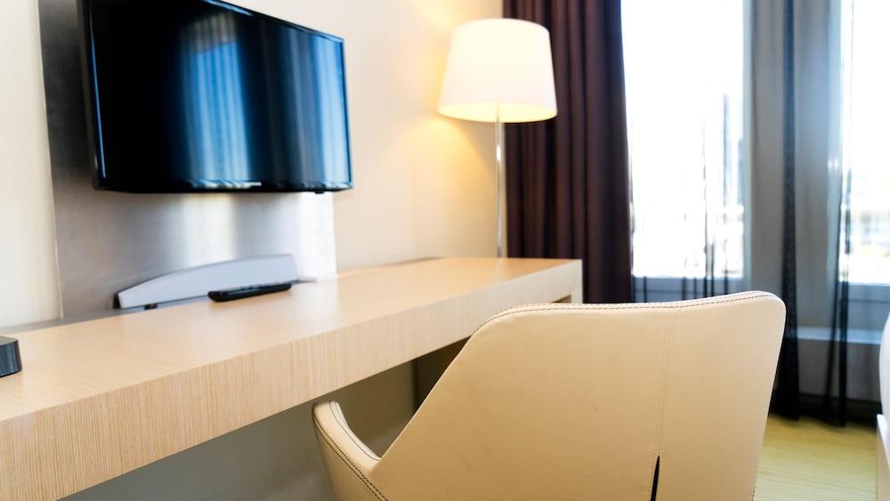 Hotel Sound Garden Airport 3*