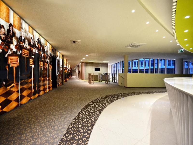 Hotel Sound Garden Airport