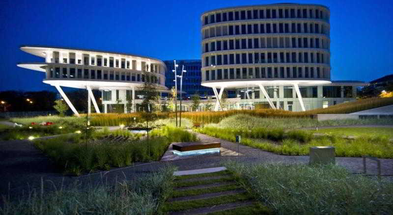 Hotel Sound Garden Airport